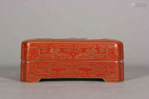 A gilt iron red famille rose figure porcelain inkpad box,Qin...