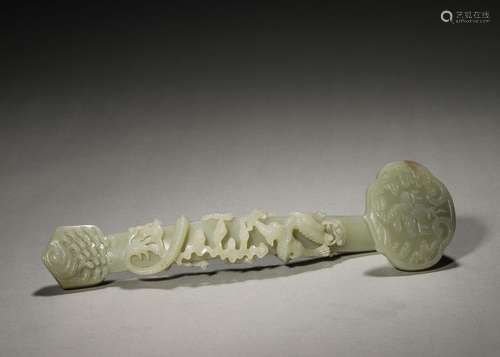 A dragon embossed jade ruyi,Qing Dynasty,China