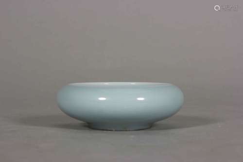 A celadon glaze porcelain brush washer,Qing Dynasty,China