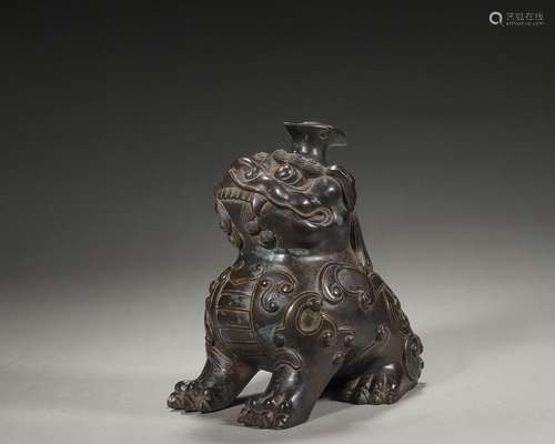 A copper beast ornament,Qing Dynasty,China