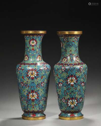 A pair of flower patterned cloisonne vases,Qing Dynasty,Chin...