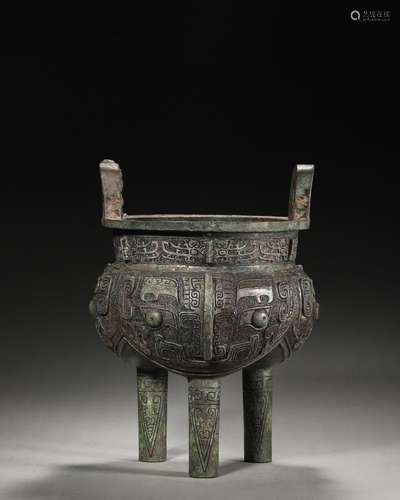 A taotie patterned double-eared bronze pot,Han Dynasty,China