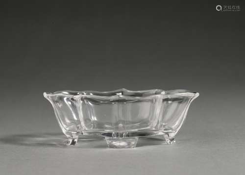 A crystal begonia shaped water pot,Qing Dynasty,China