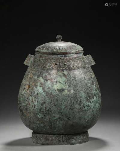 A taotie patterned bronze pot,Han Dynasty,China