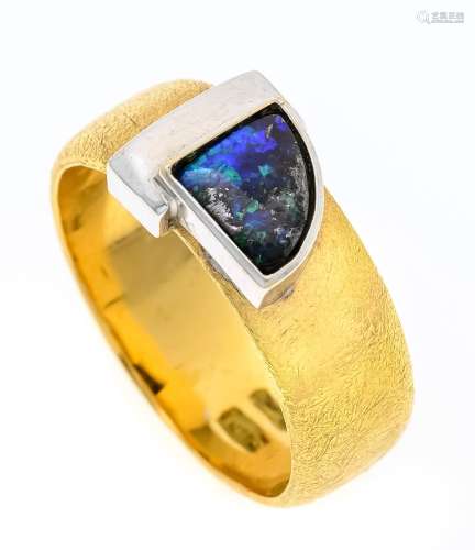 Opal ring GG/WG 750/000 with a