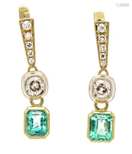 Emerald diamond earring in GG/