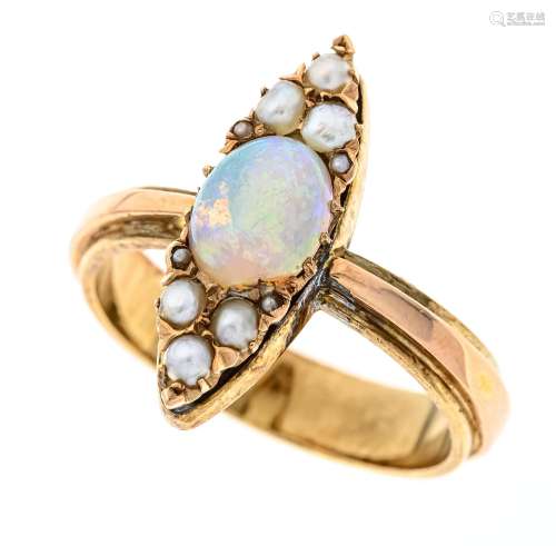 Opal pearl ring GG 585/000 wit