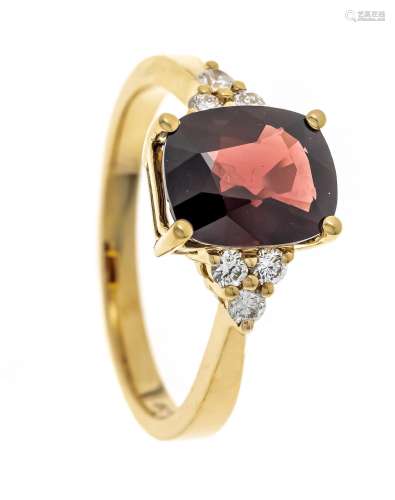 Red spinel ring GG 750/000 wit