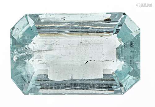 Aquamarine 51.21 ct, emerald c