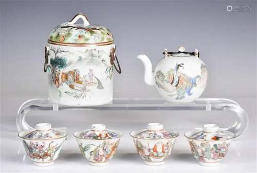 A Set of 6 Famille Rose Tea Wares, 19thC