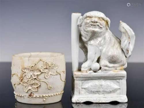 A Blanc-de-Chine Jar and Lion Ornament, 19thC
