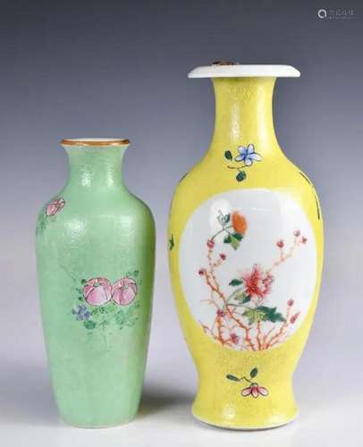 A Group of 2 Famille Rose Sgraffiato Vases 19thC