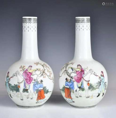 A Pair of Figural Vase Qianlong Mk Republian Prd