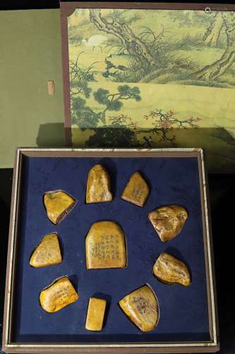 旧藏珍品布盒装纯手工雕刻原石寿山石印章