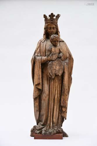 Madonna with child in carved wood, France (h 104cm) (*)