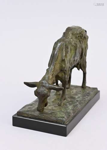 J. Menne: bronze sculpture 'goat' (14x20x9cm)