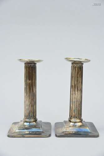 Tiffany: a pair of silver candlesticks (h16.50cm) (total wei...