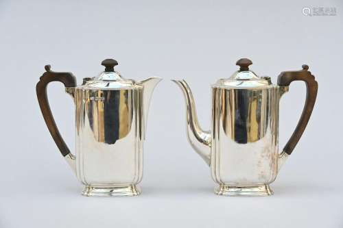 Two silver ewers, English (h17cm) (weight 848 grammes)