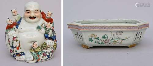 Lot: putai and planter in Chinese porcelain (h19cm) (7x21x16...