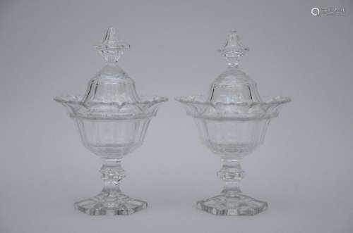 Pair of Louis Philippe drageoirs in crystal (h30cm) (*)