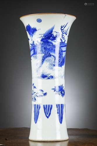 Chinese vase in blue and white porcelain 'Qilin', 17th centu...