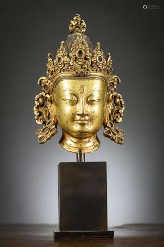 Head of a Bodhisattva in gilt bronze, Tibet 15th - 16th cent...