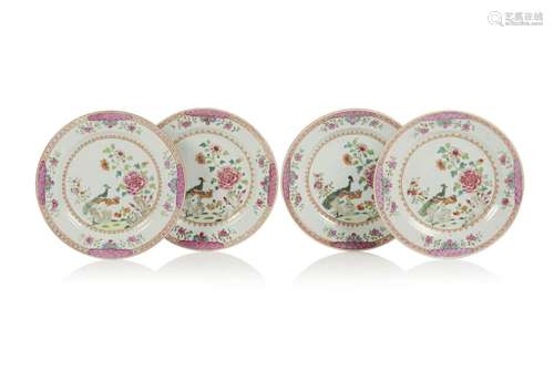 A set of four "peacocks" plates