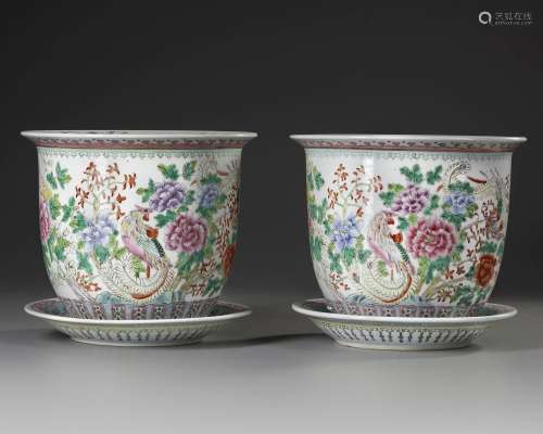 A PAIR OF CHINESE FAMILLE ROSE POTS ON STANDS, 19TH-20TH CEN...