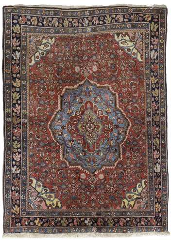 A PERSIAN BIDJAR CARPET, FIRST HALF 20TH CENTURY