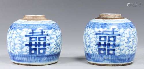 PAIR ANTIQUE CHINESE BLUE AND WHITE PORCELAIN DOUBLE HAPPINE...