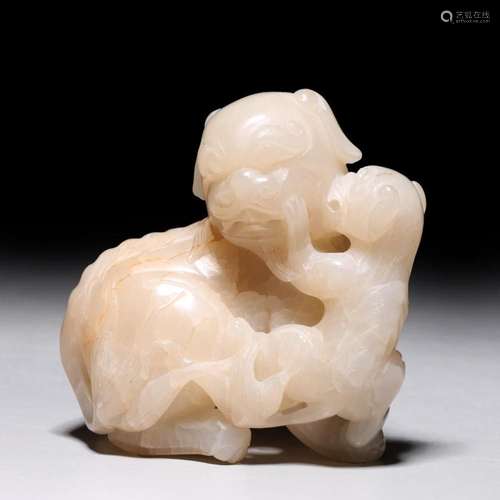 ANTIQUE CHINESE CARVED WHITE JADE LION GROUP