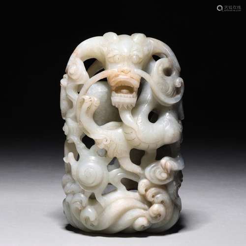 FINE CHINESE CARVED QING DYNASTY OPENWORK JADE DRAGON CARVIN...