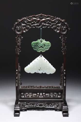 VERY FINE CHINESE JADE & WOOD TABLE SCREEN