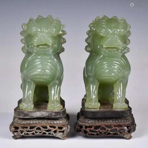 A Pair of Jade Carved Lions w/Stand 1950-70s