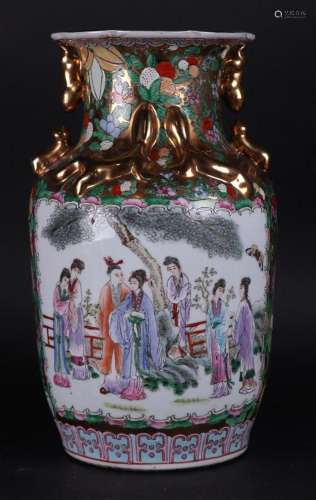 A porcelain Kanton vase, marked on the bottom. China, 20th c...