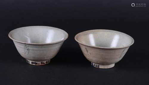 Two stoneware rice bowls provenance: Vung Tau Cargo