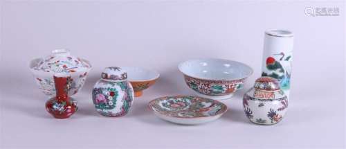 A lot of various porcelain. China and Japan. 19/20th century...