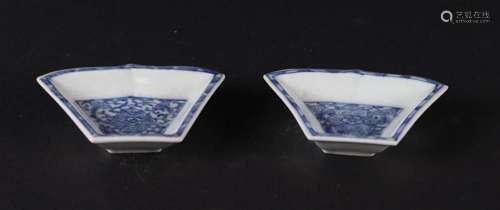 Two porcelain trapezoidal spice dishes with floral decor. Ch...