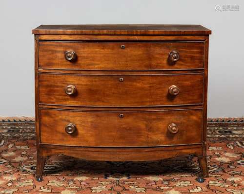 A late Georgian mahogany bow front chest of drawers, 32 1/2 ...