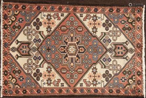 A Saveh hand knotted wool rug, 2’9” x 4’2”