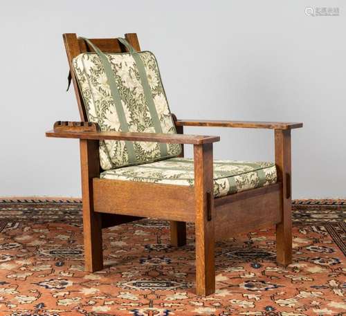 An oak Arts & Crafts Morris recliner chair.