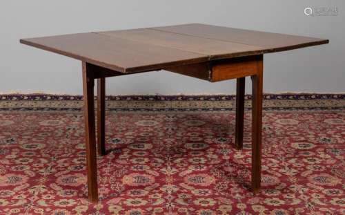 A mahogany drop leaf gate leg table. 29 x 42 x 14 1/2 in. (7...