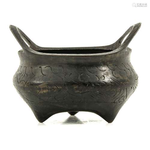 A Bronze Tripod Censer