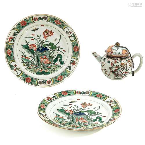 A Pair of Famille Verte Plates and Teapot