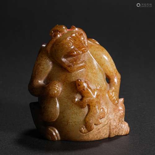 Ming Dynasty or Before Hetian Jade Bear