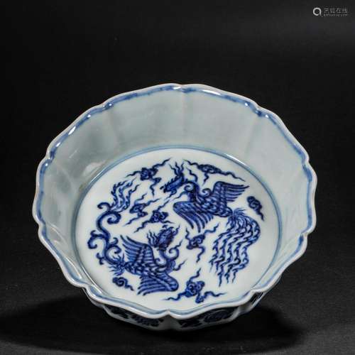 Ming Dynasty Blue and White Pen Wash