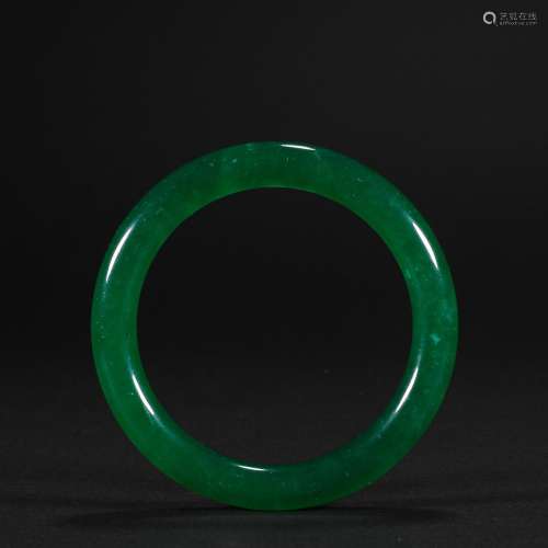 Qing Dynasty Jadeite Bracelet