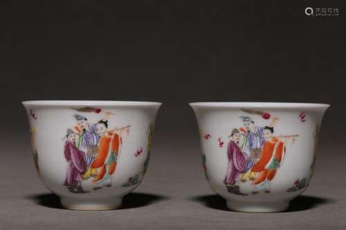 Pair of small pastel cups with Eight Immortals