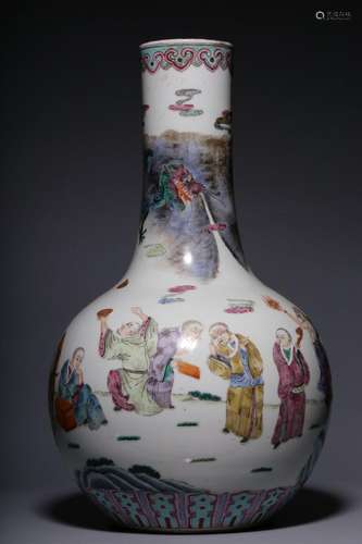 Pastel Eighteen Arhats Flask (with fried lines on the neck)