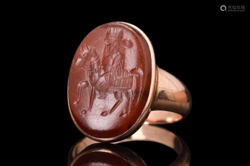 SASANIAN HORSERIDER INTAGLIO IN GOLD RING